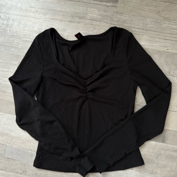 Basic Tees Bundle!!!! - Picture 4 of 8